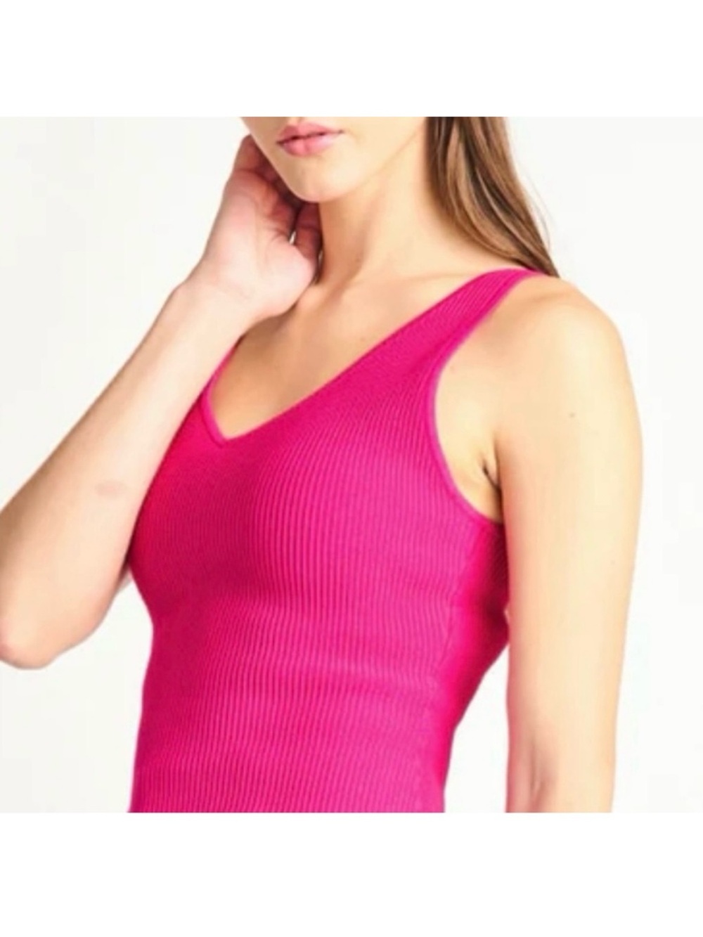 Hollister- Ribbed Seamless Fabric V-Neck Tank. Hot Pink. Size: Small